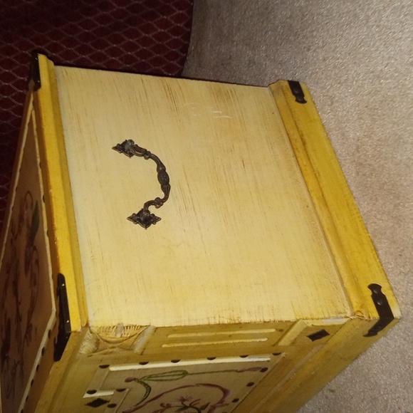 Vintage Chinese Painted Blanket Chest - Picture 4 of 6